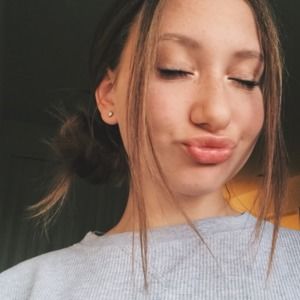 Meet your Posher, Nikole